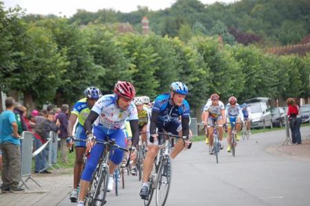 La neuville en hetz